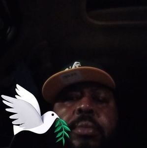 Meet your Posher, Derrick